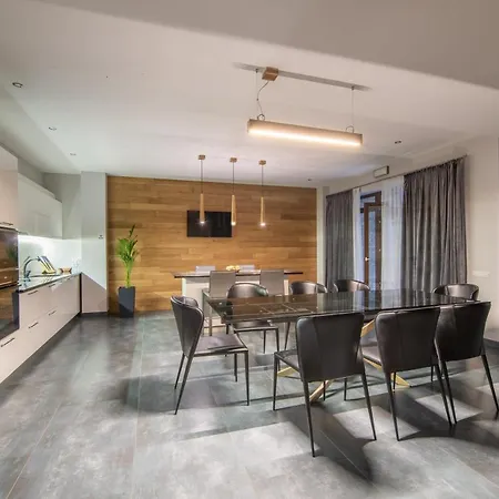 Karpatski & Hotel Bukovel