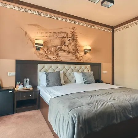 Hotell Karpatski & 2*